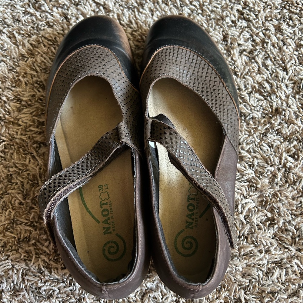 Naot Women's Luga Mary Jane Shoes 39
